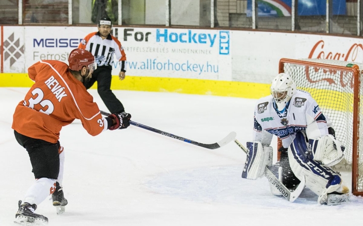 Jégkorong: Meglepetés siker idegenben