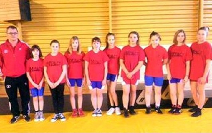 Birkózás: tisztes helytállás