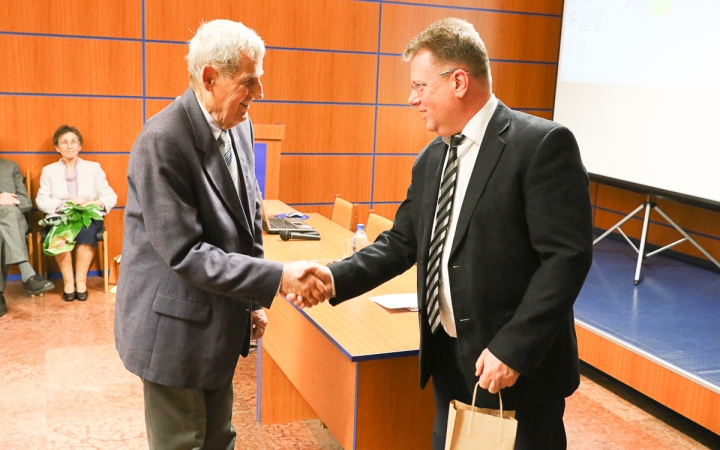 Ünnepélyes díszoklevél-átadó a kórházban