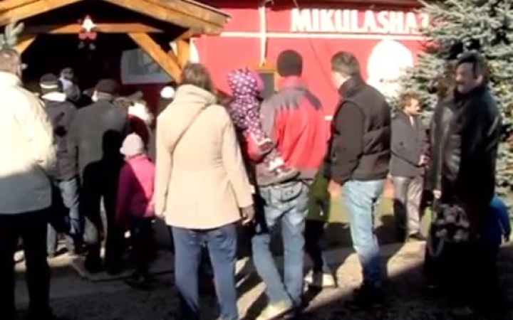 Nagykarácsony - Megnyitotta kapuit a Mikulásház