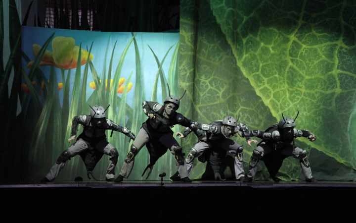 Bogármese - Nagyszabású ajándék táncelőadás a kicsiknek