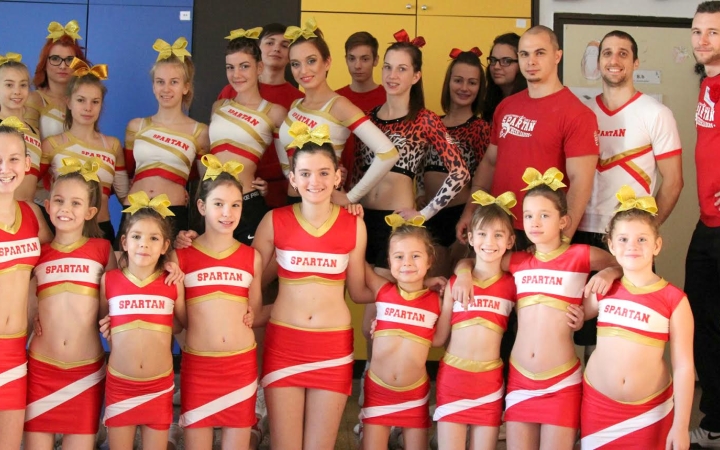 Hat bajnoki érem Győrből