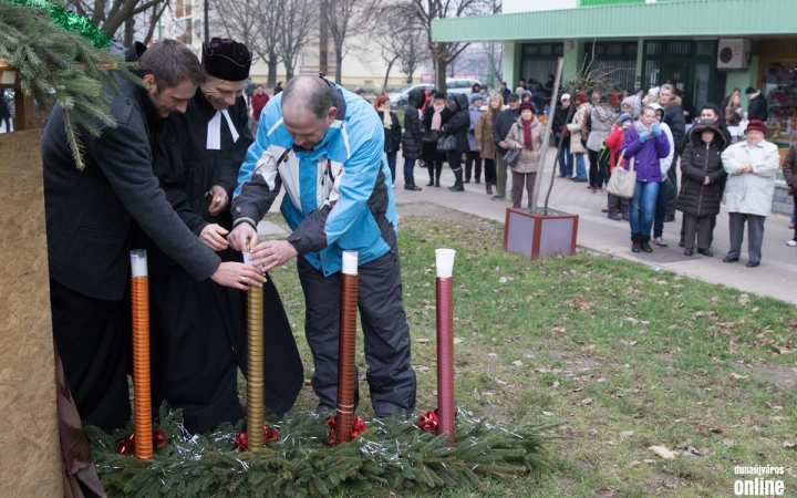 Holnap aranyvasárnapi adventi sokadalom a Rómain