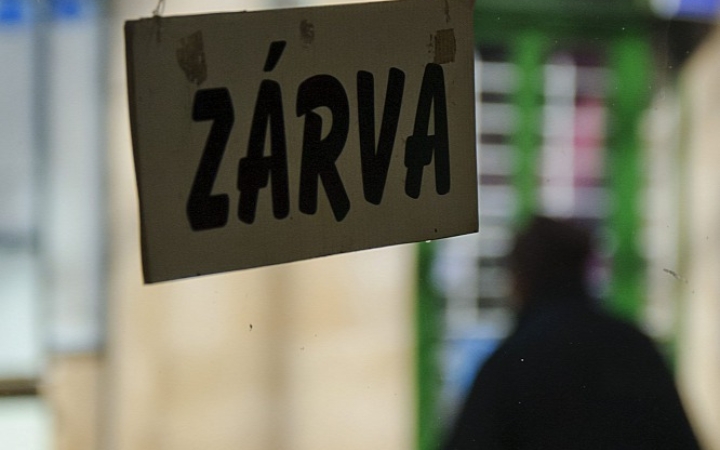 Szilveszter - Csak délig lehetnek nyitva az üzletek