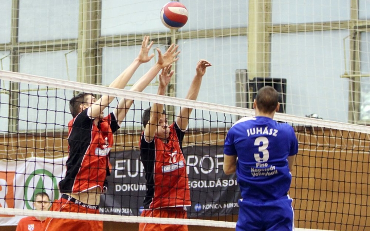 Röplabda: remekeltek a dunaújvárosi fiatalok!