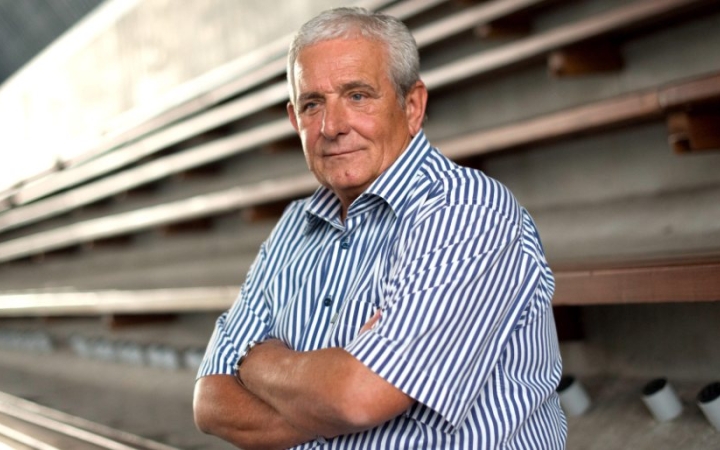 Úszás: lemondott Kiss László