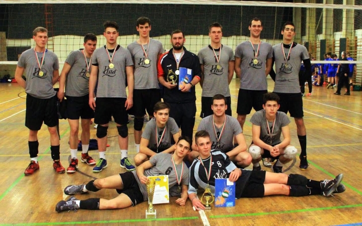 Röplabda: tarolással aranyérmes a Hild!