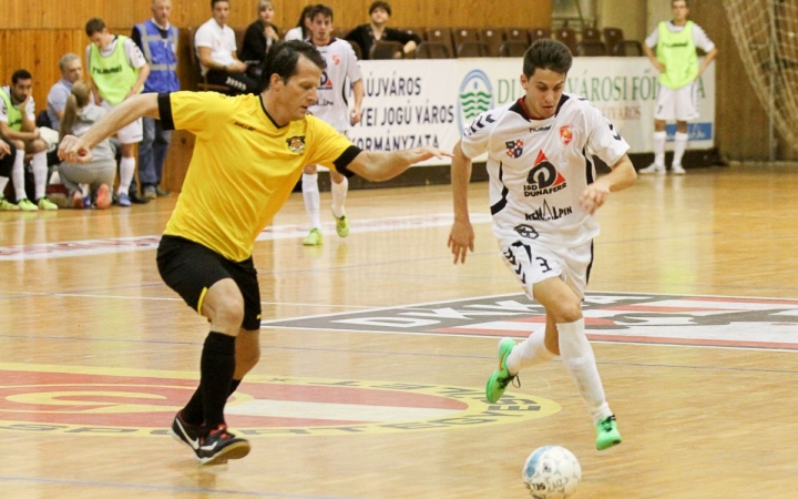 Futsal: hosszabbított a válogatott