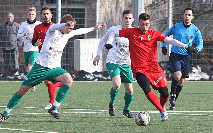 Labdarúgás: ezúttal döntetlen