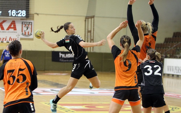 Kézilabda: vereség a rangadón