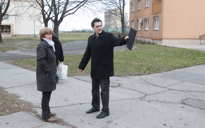 Folytatják a járdafelújítási programot