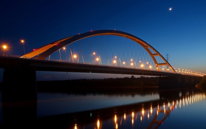 Izzócsere a Pentele hídon