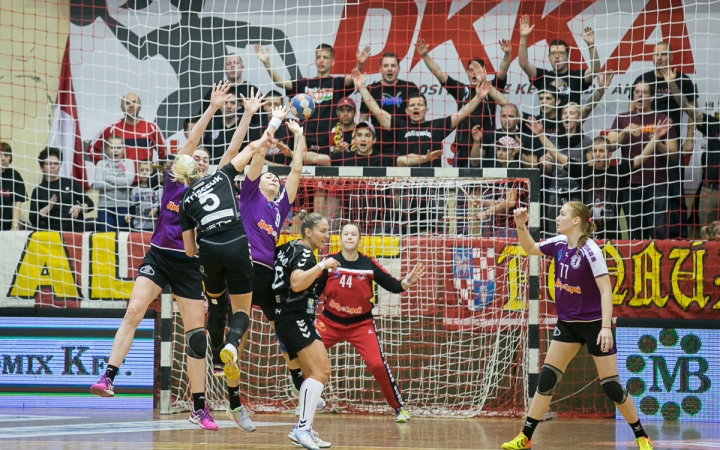 Kézilabda: továbbjutás remek játékkal