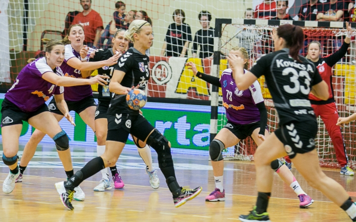 Kézilabda: két Kohász-játékos a szűk keretben