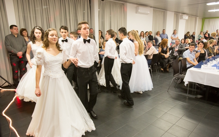 Együtt báloztak a szülők és a pedagógusok