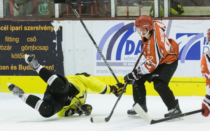 Jégkorong: egyenlített a DAB