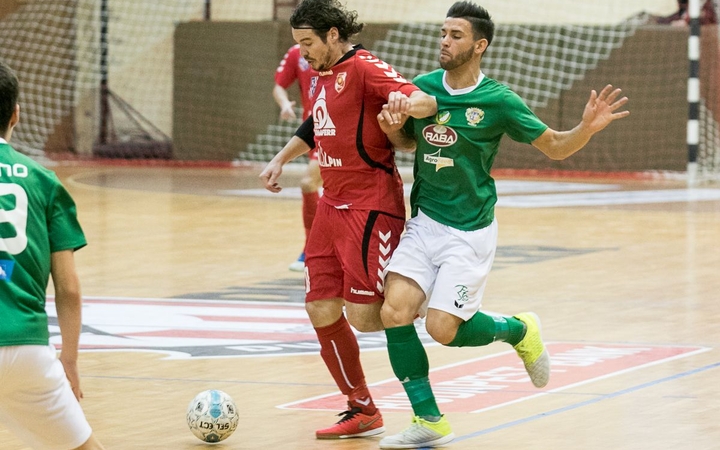 Nagyon kell a három pont