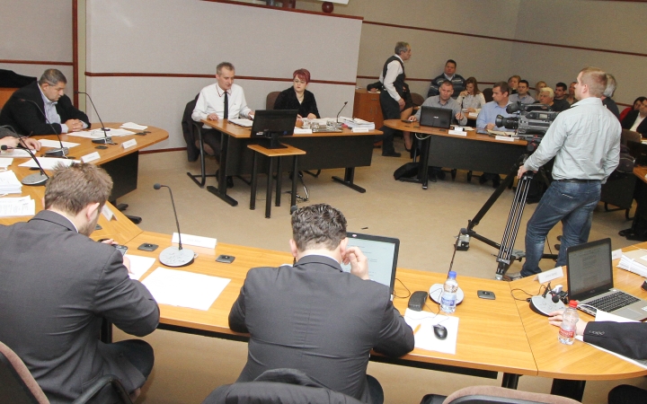 200 millió forintot fordít a város útfelújításokra