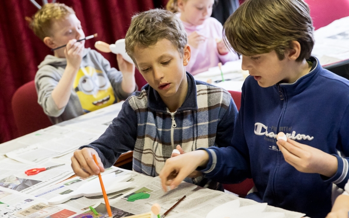 Nyuszi tábor az MMK-ban