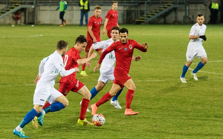 A bravúr reményében lép pályára a DPASE