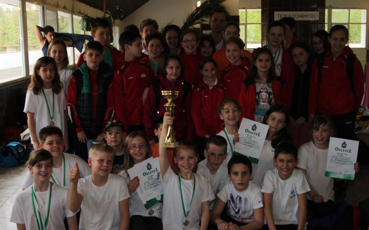 Baján is remekeltek a Dunaferr úszói