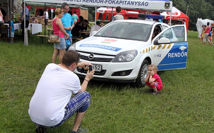 Pénteken Rendvédelmi Nap a mozi előtt