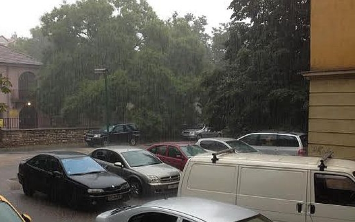 Barátságtalan időjárással búcsúzik az április