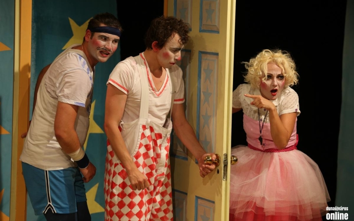 A HEPP!!! bekerült a Színházi Biennálé műsorába 