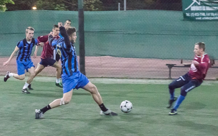 Kispályás foci: bombameglepetés a Zeus Osztályban