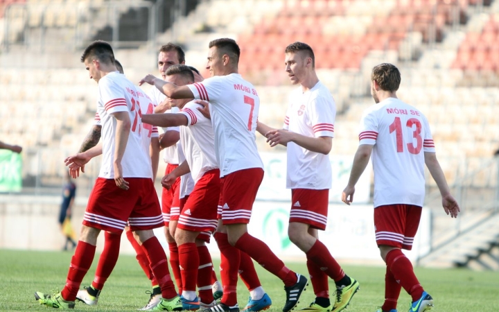 Móri öröm a stadionban