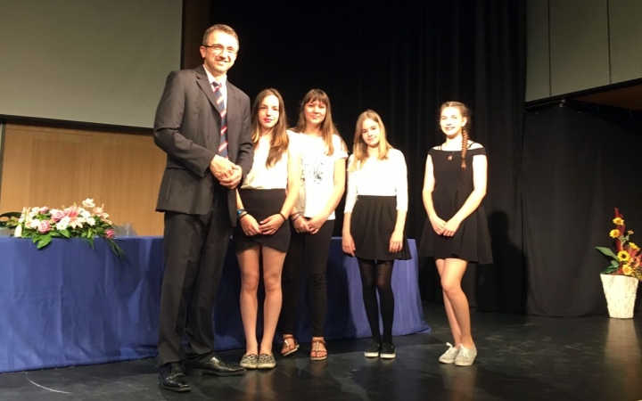 Országos versenyt nyert a Dózsa iskola!