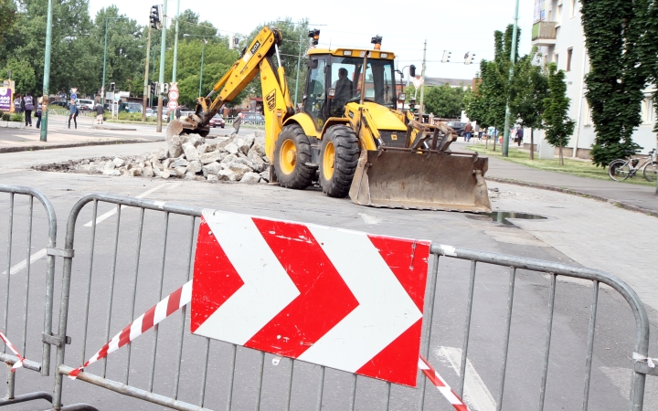 Építők útja - Indul a felújítás második szakasza