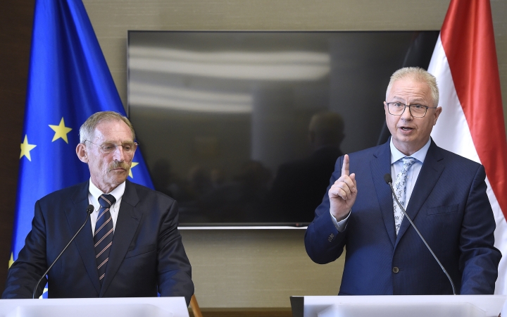 Új gyülekezési törvényt dolgoz ki a kormány