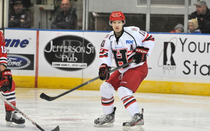 Justin Cseter is Acélbika lesz