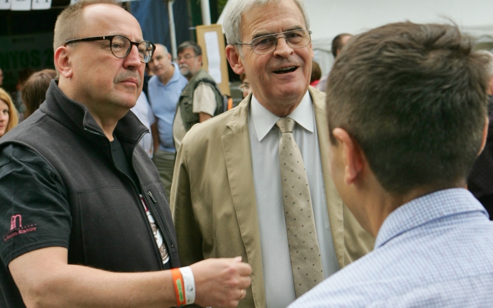 Tőkés: "A hit és a nemzeti öntudat olyan, mint az ikertestvérek"