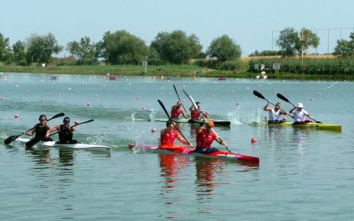 Hazai és nemzetközi vizeken