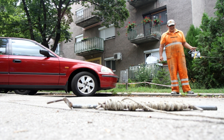 Térköves járda, útjavítás, parkolóépítés
