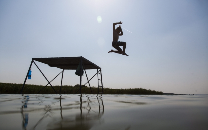 Hétvégére visszatér a kánikula