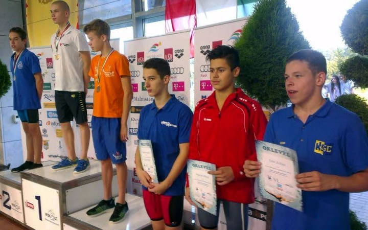 Úszás: három érem Miskolcról