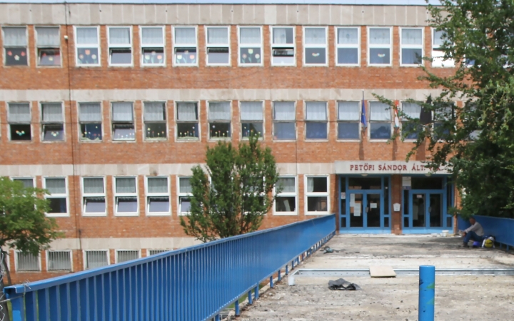 Nagytakarítás a Petőfiben