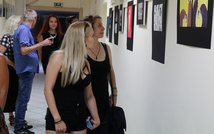 Markáns képek az első tárlaton