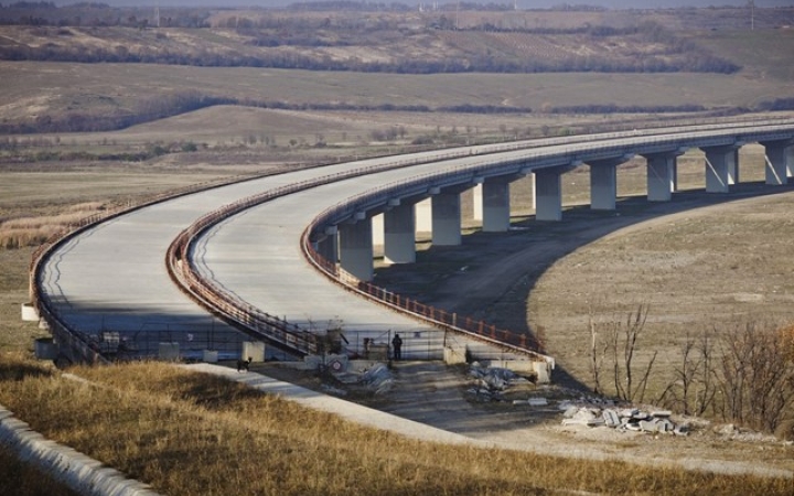 2400 milliárdból fejleszti a kormány az úthálózatot