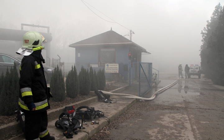 Tűz a Papírgyári úton