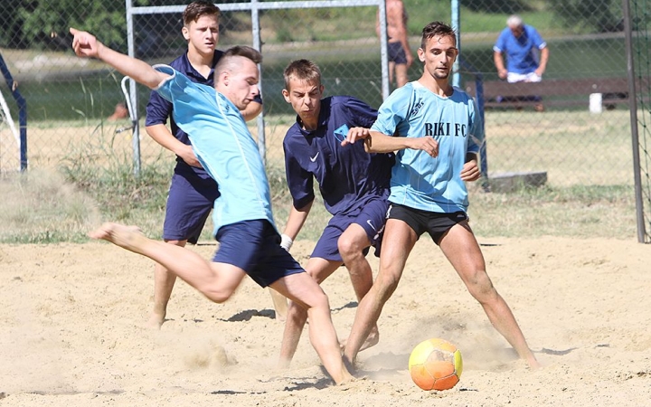 Strandfocival ünnepelnek