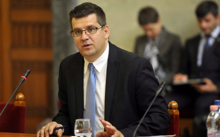 Újabb rezsicsökkentés jön?