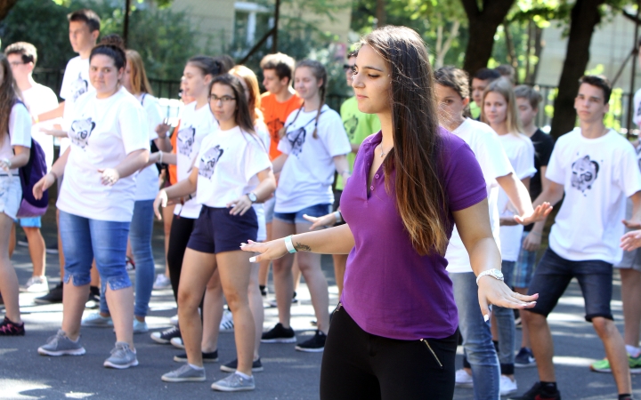 Gólyatábor a gimiben