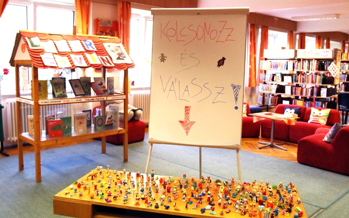 Kölcsönözz és játssz! Irány a könyvtár!