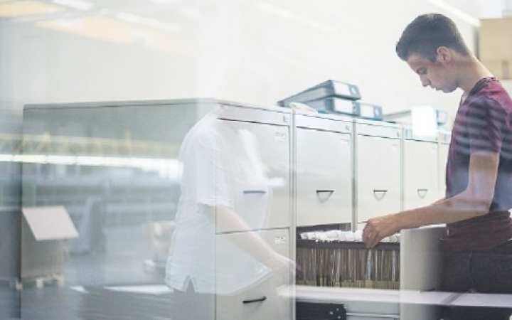 Kevesebb diákmunkás, magasabb órabérek