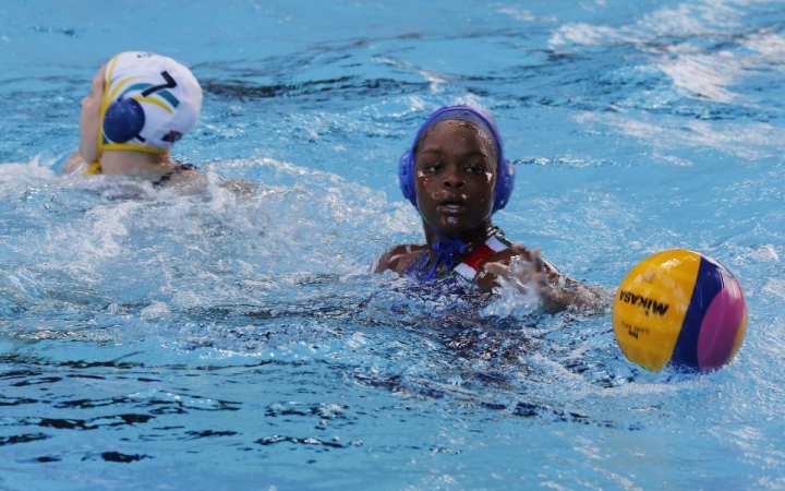 Kiütéses győzelem az Eb-nyitányon