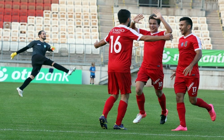 Tartja a lépést a DPASE!